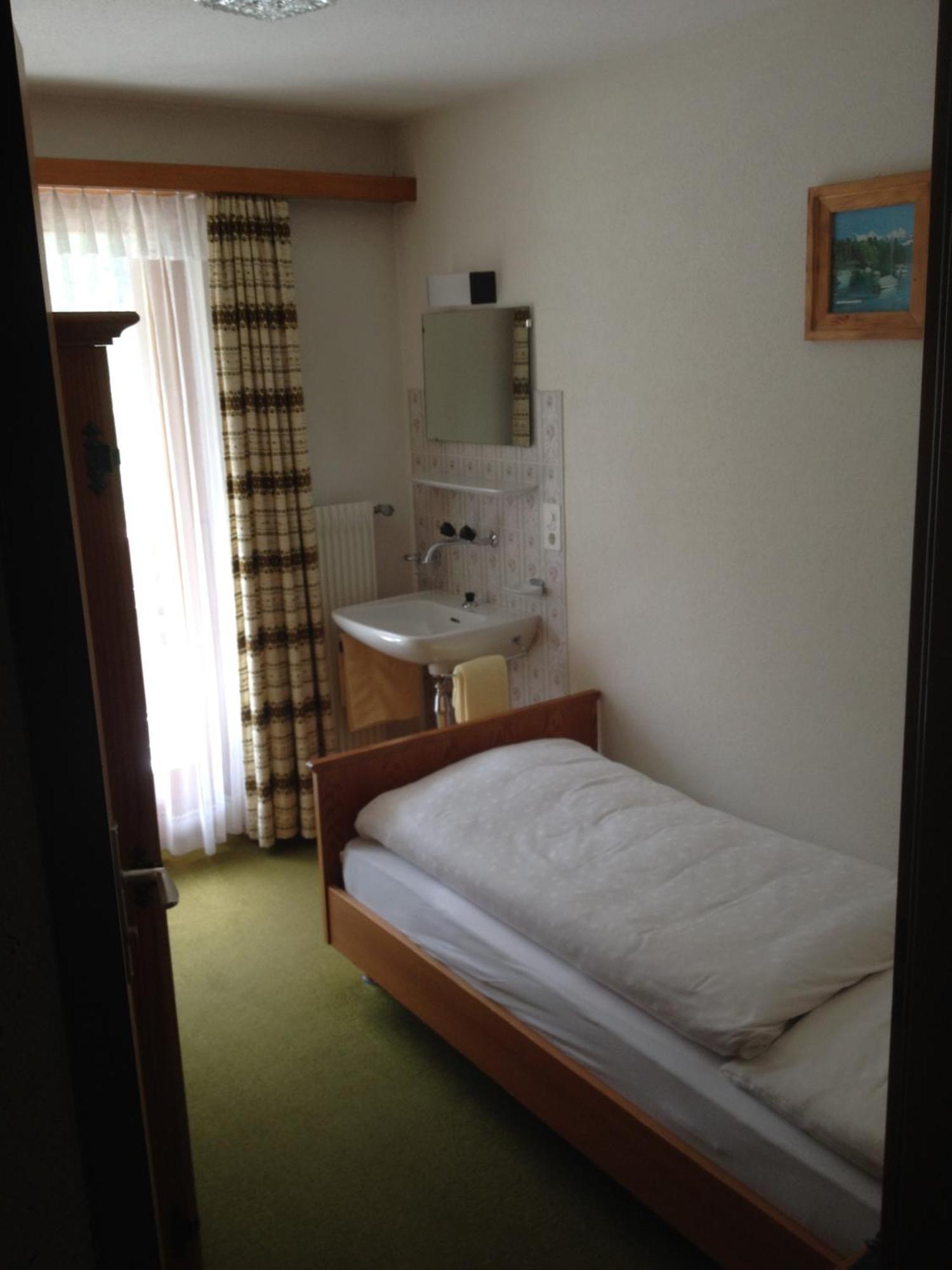 Hotel Adler Saas-Grund Ngoại thất bức ảnh