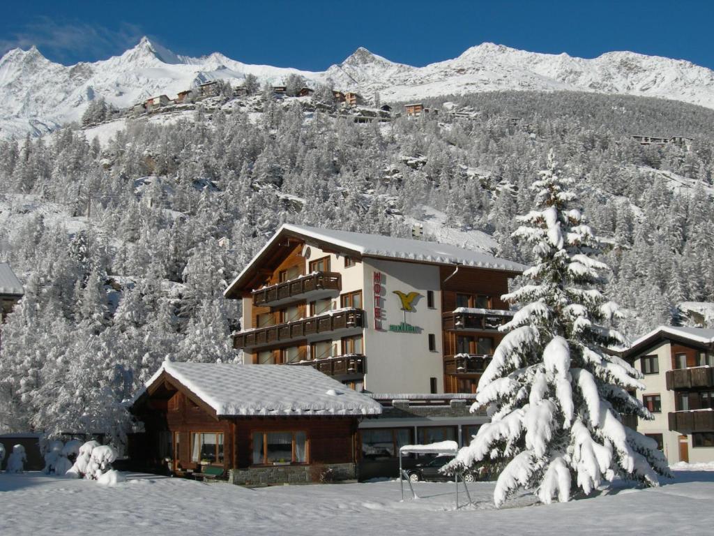 Hotel Adler Saas-Grund Phòng bức ảnh